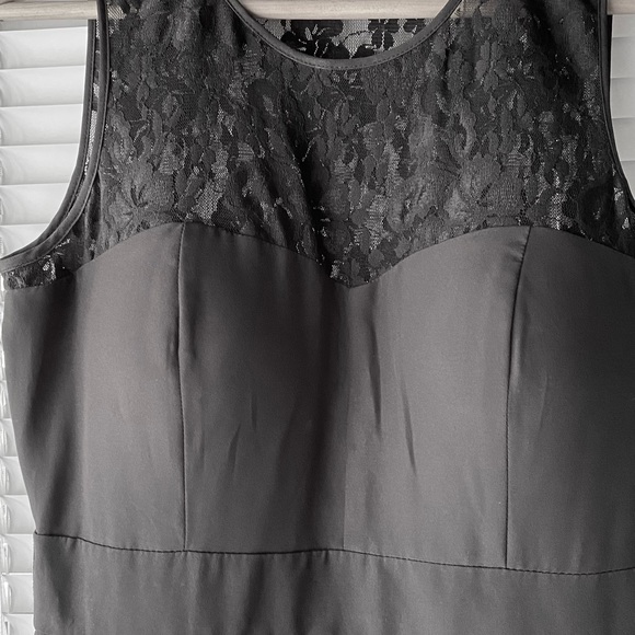 GUESS Party Dress - Picture 3 of 5